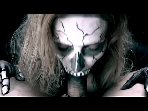 ❤️ Demon cailín sucking coileach lena béal dubh agus shlogtha cum. Porn  uainn ga.yinshuabang.top ☑