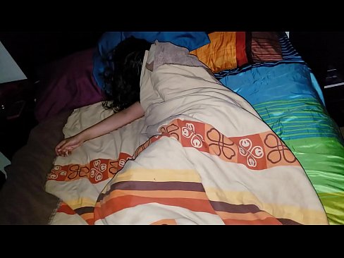 ❤️ Stepson ag bualadh lena leasmháthair óg agus í ina codladh. Porn  uainn ga.yinshuabang.top ☑